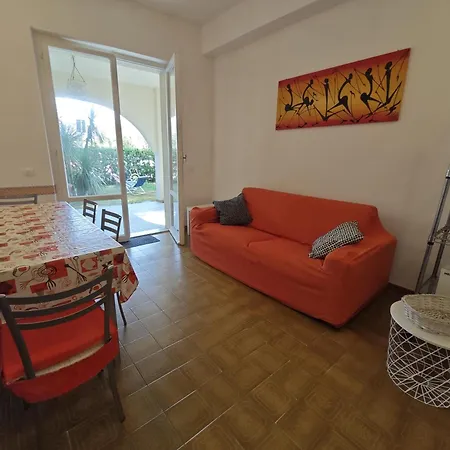 Διαμέρισμα R08 - Trilocale Con Giardino Privato E Garage Numana