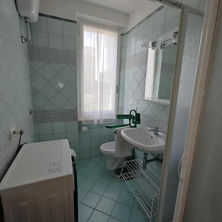 Διαμέρισμα R08 - Trilocale Con Giardino Privato E Garage