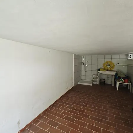 R08 - Trilocale Con Giardino Privato E Garage * Numana